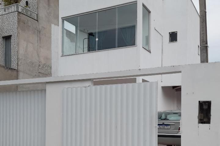 Casa Ampla E Aconchegante Homestay *